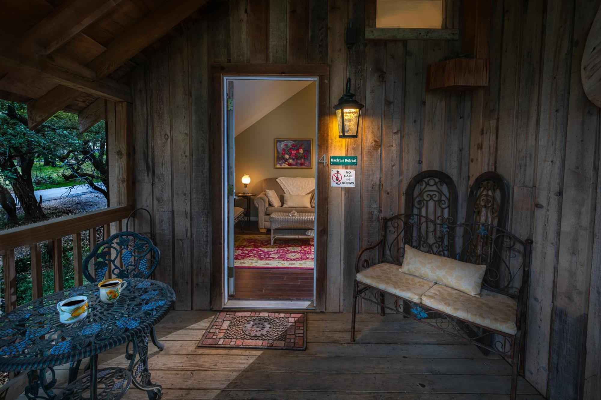 Bed And Breakfast On White Rock Creek Уако Екстериор снимка